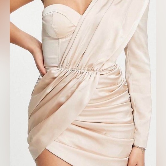 Lavish Alice draped mini dress size 4 NWT - Picture 4 of 7